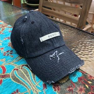 Gucci Distressed Hat “Fog Turned Dark Cap” unisex